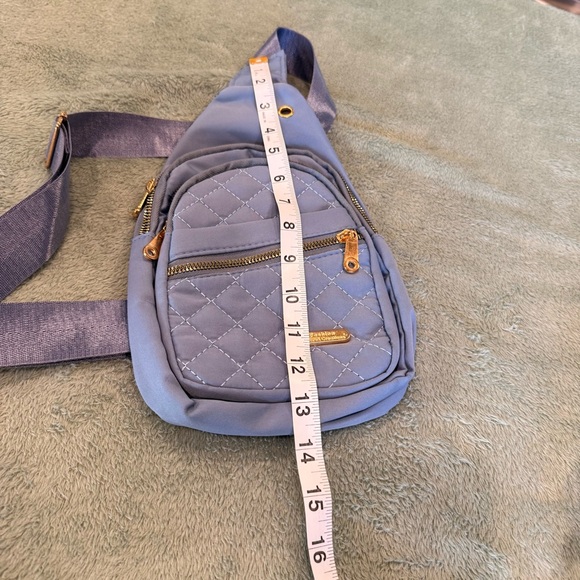 Quilted blue Crossbody Sling Bag with Gold Hardware - Picture 6 of 7
